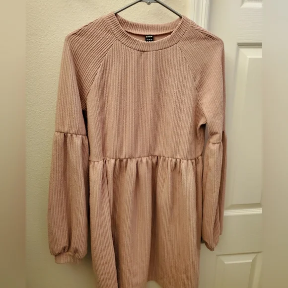 SHEIN LIGHT PINK LONG SLEEVES DRESS - Picture 6 of 7